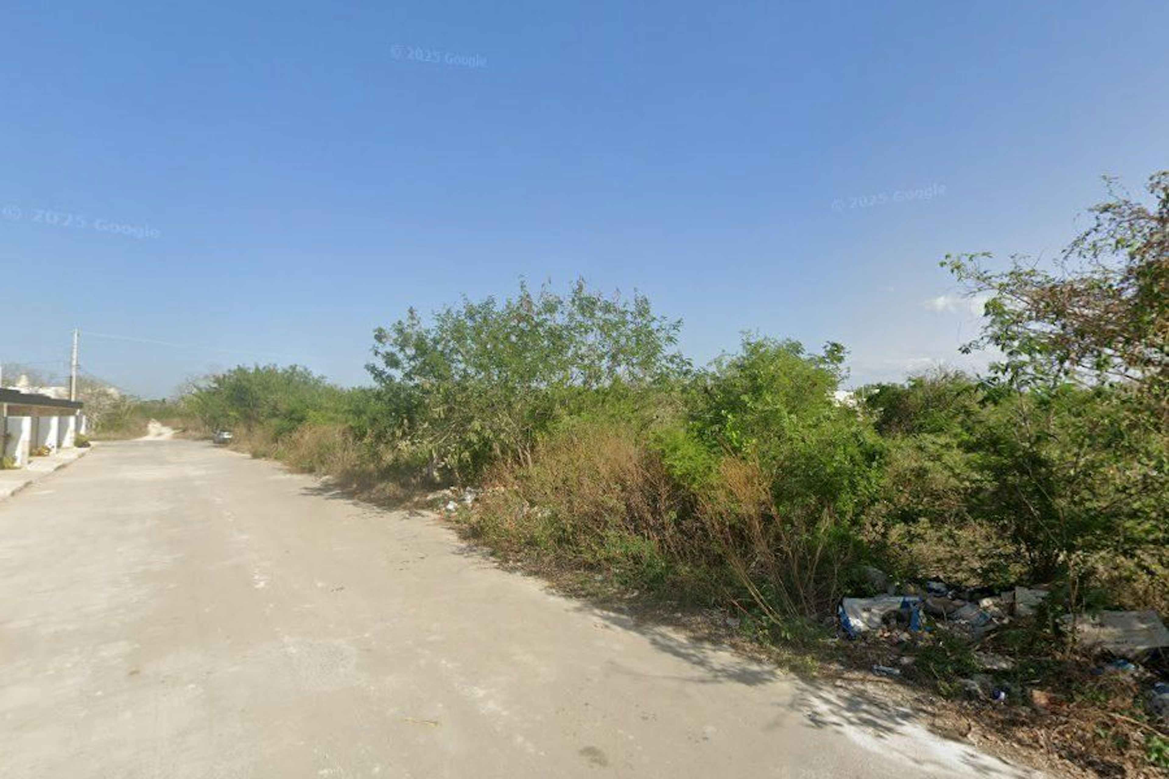 Terreno En Venta En Mérida Dzityá Con 35 M De Fondo Y Calle Pavimentada