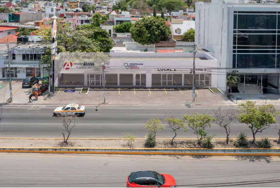 Local Comercial Spot2
