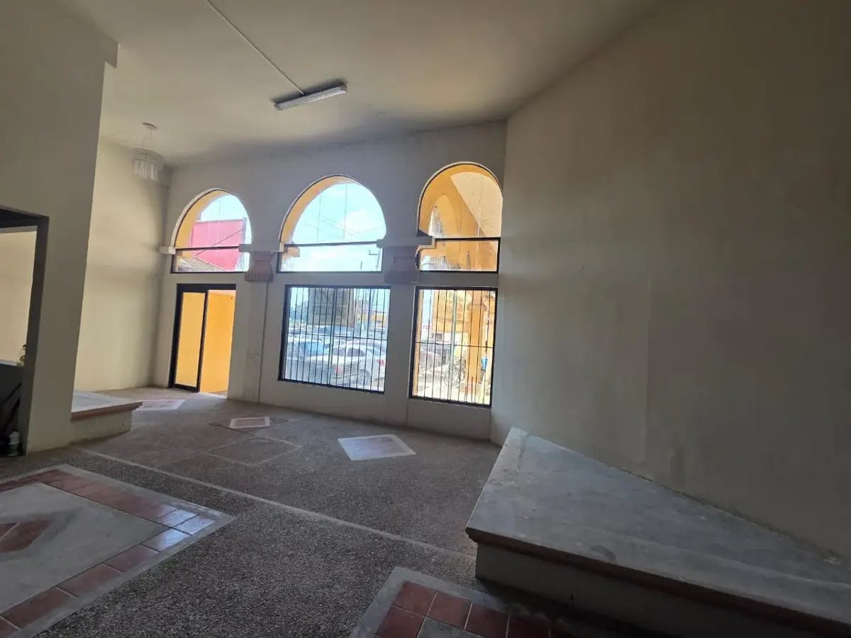 Local Comercial Spot2