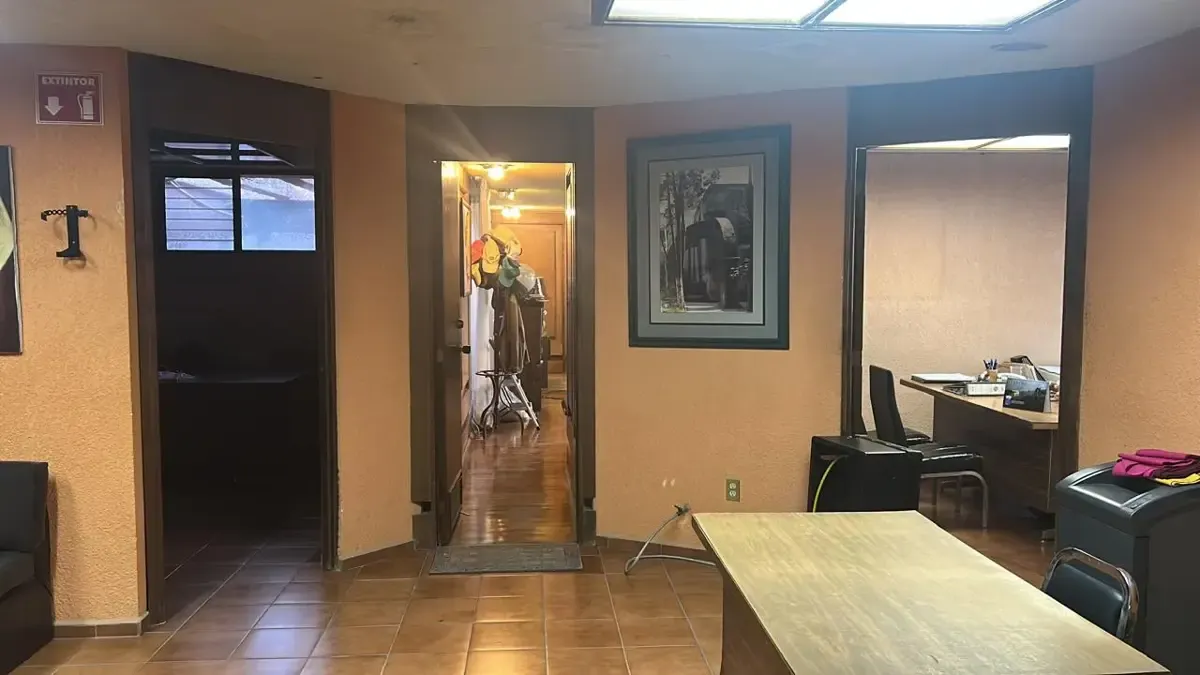 Local Comercial Spot2