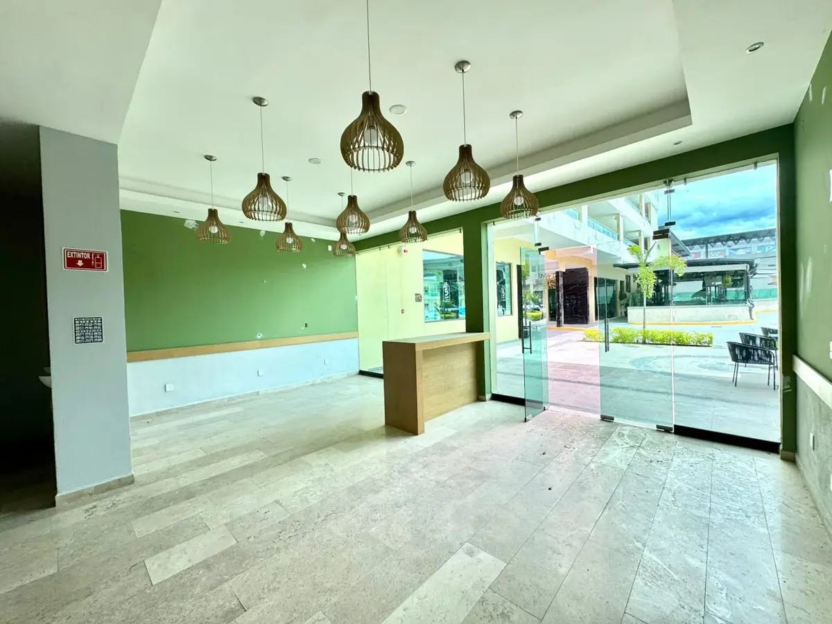 Local Comercial Spot2