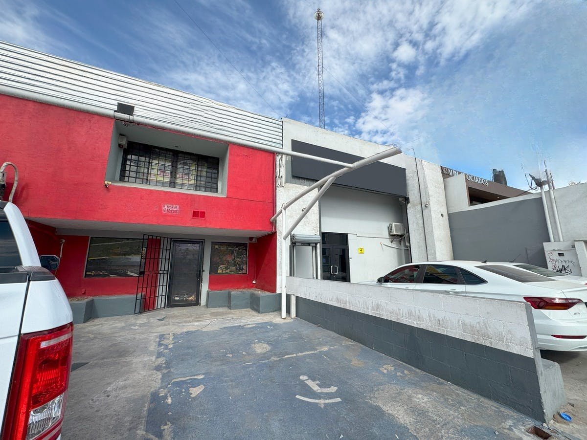 Local Comercial Spot2