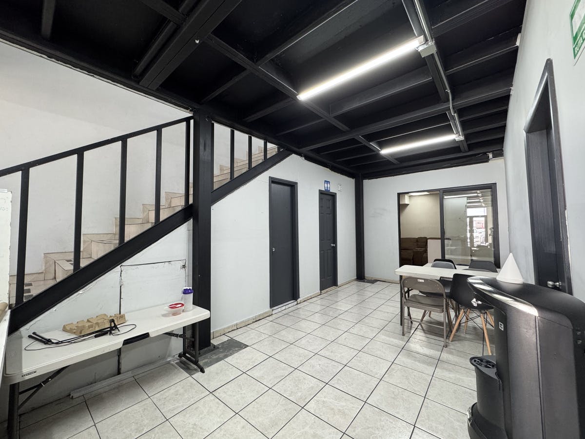 Local Comercial Spot2