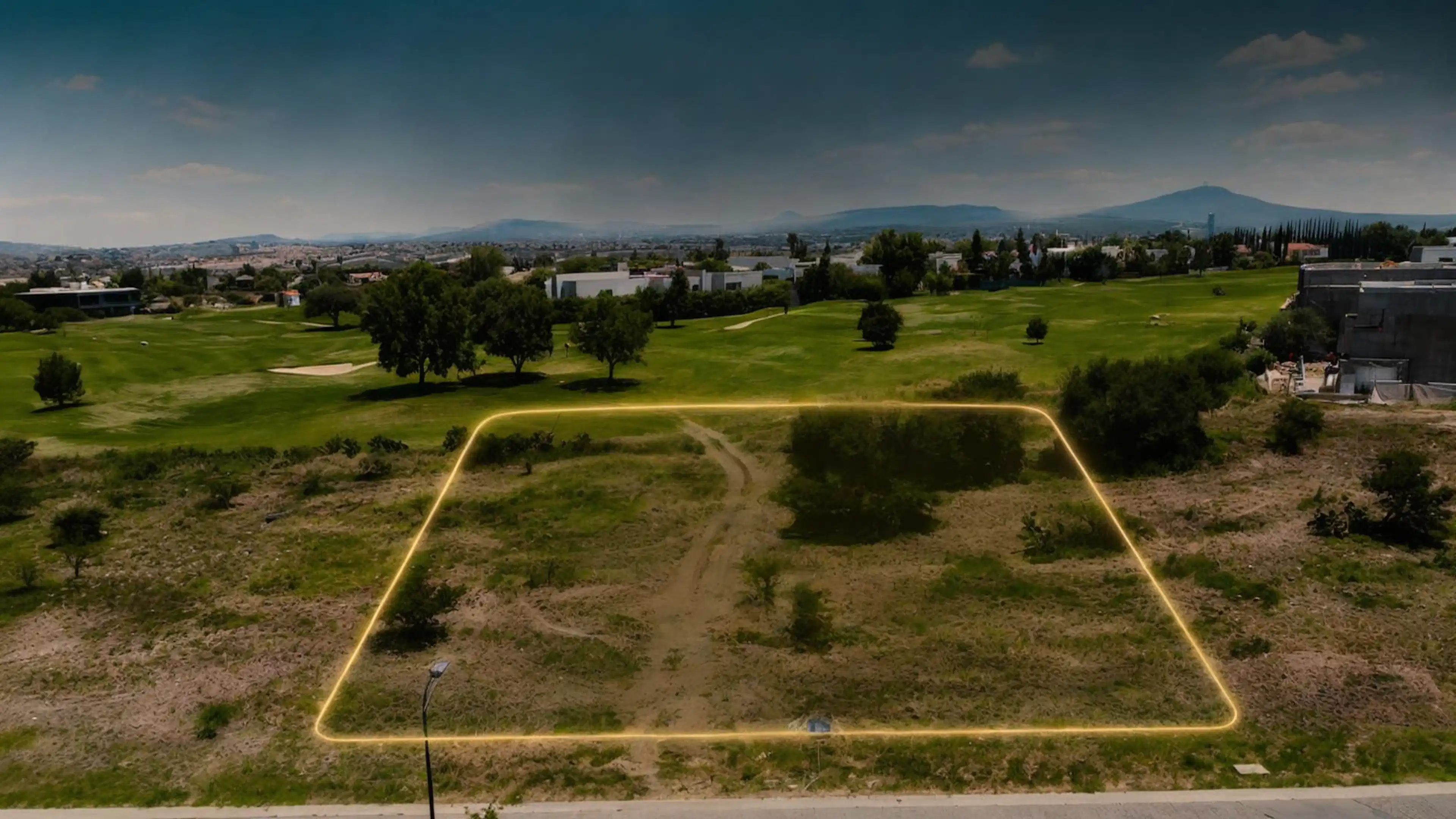 Terreno En Venta En El Campanario