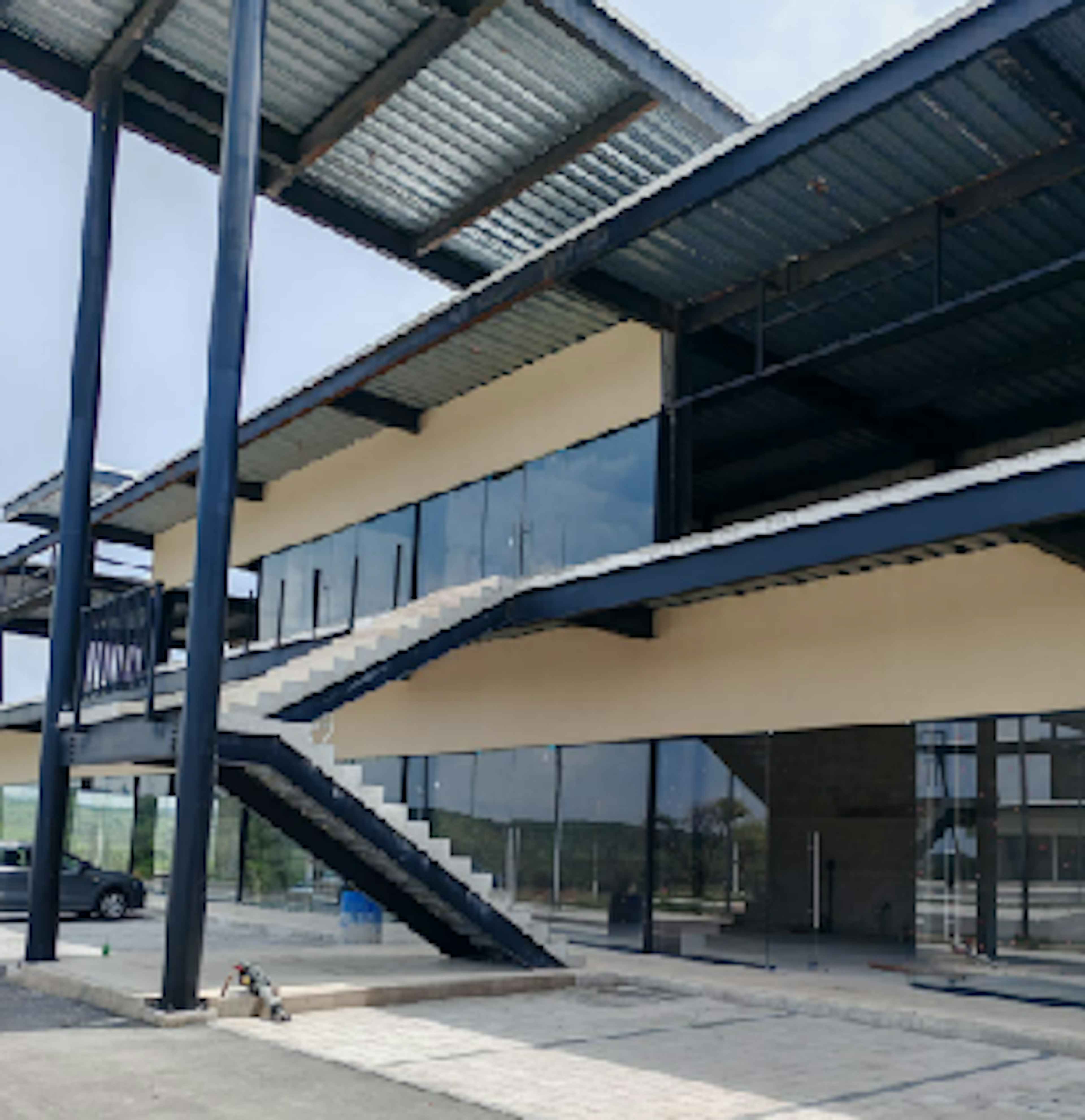 Market Center Constituyentes