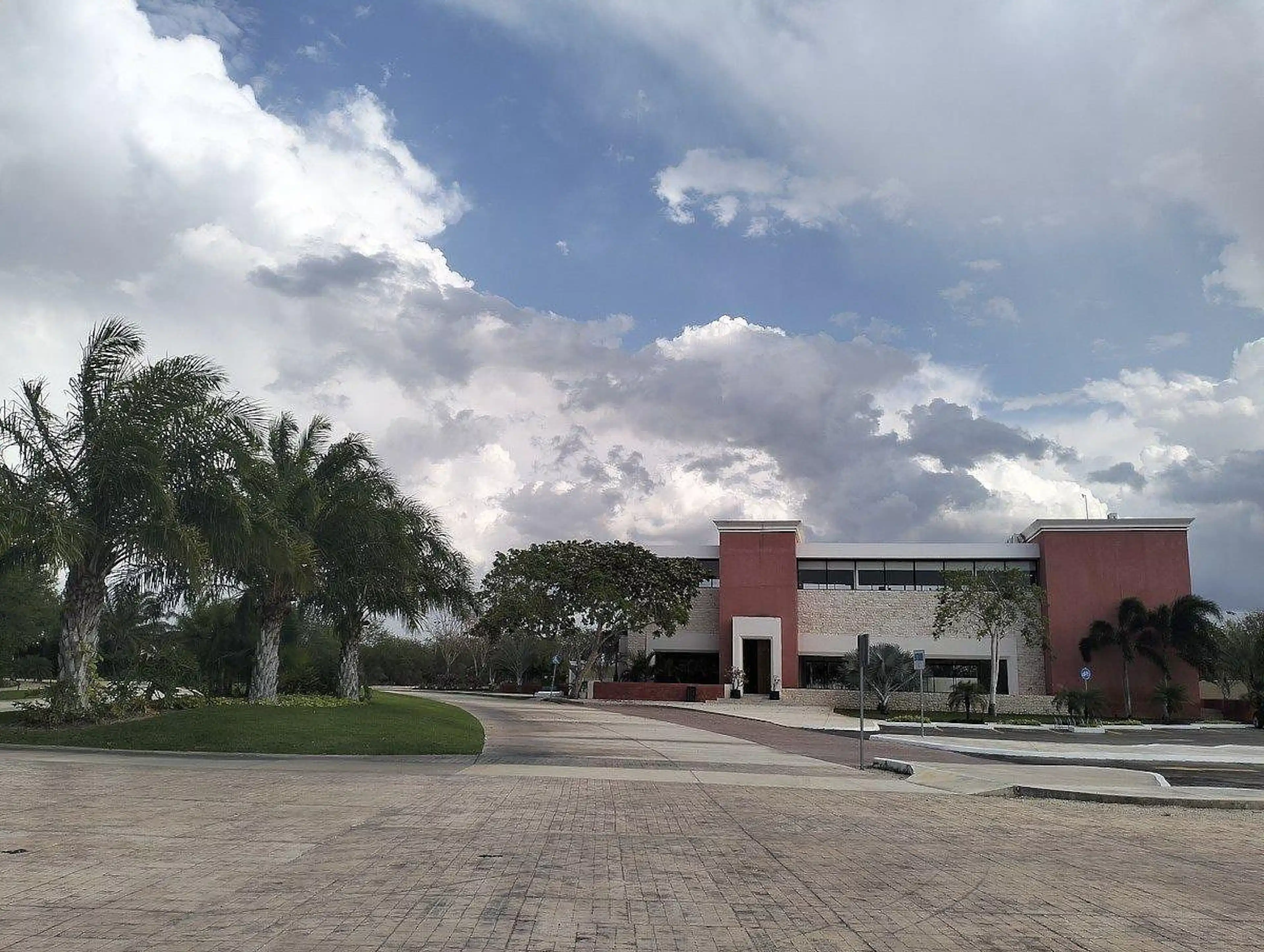 Terreno En Venta En Merida En Privada  La Reserva Zona Norte