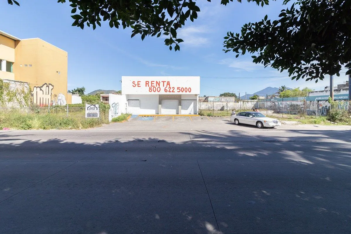 Local Comercial Spot2