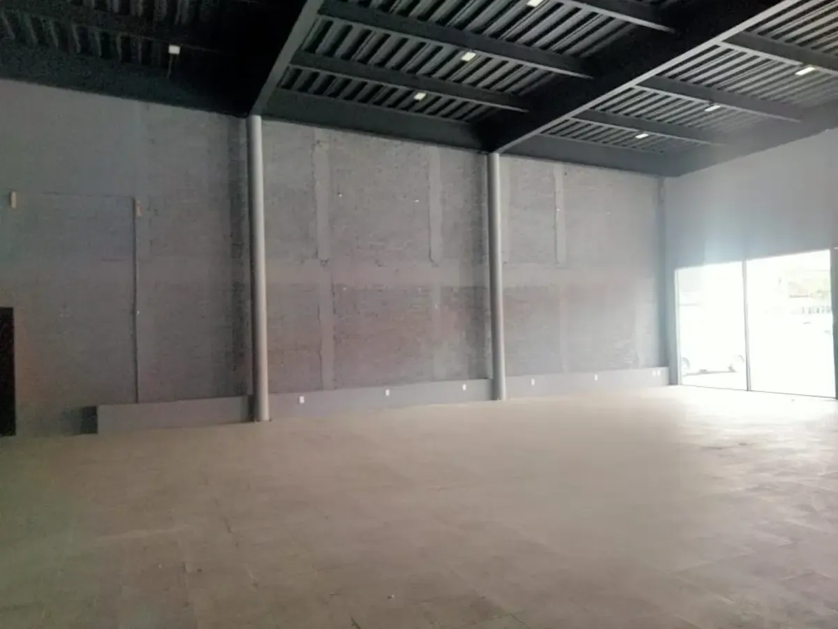 Local Comercial Spot2