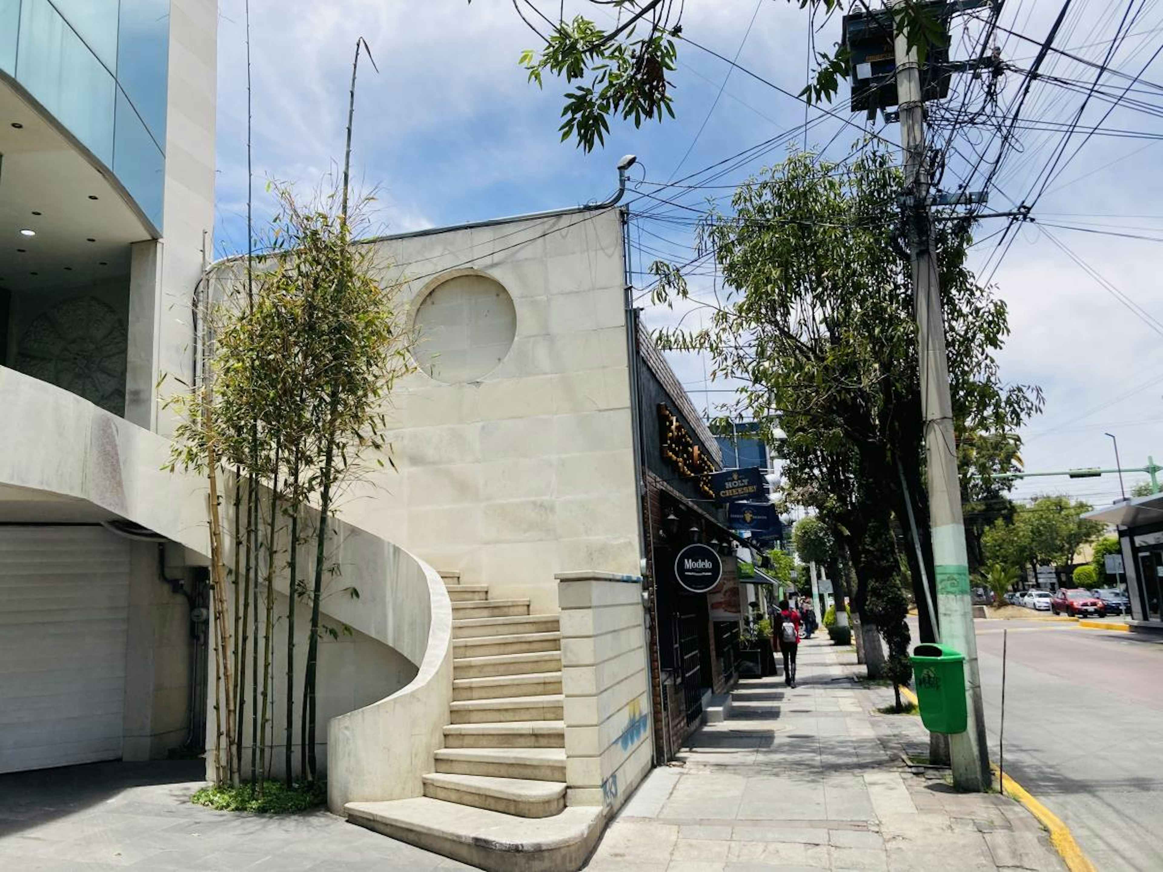 Avenida Revolucion 117