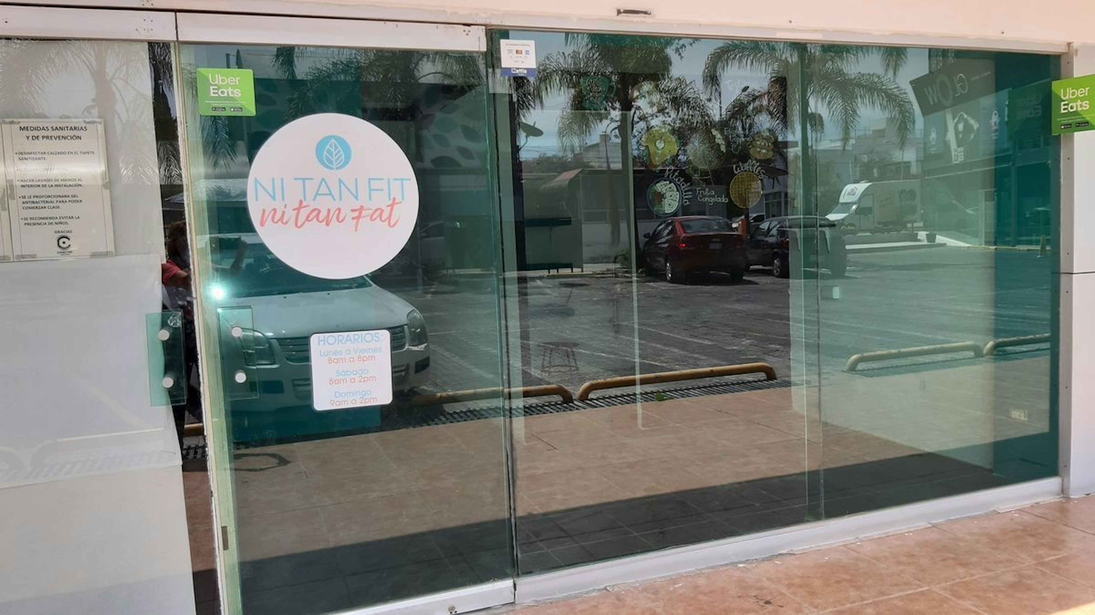 Avenida Manuel Espinosa Yglesias 2002