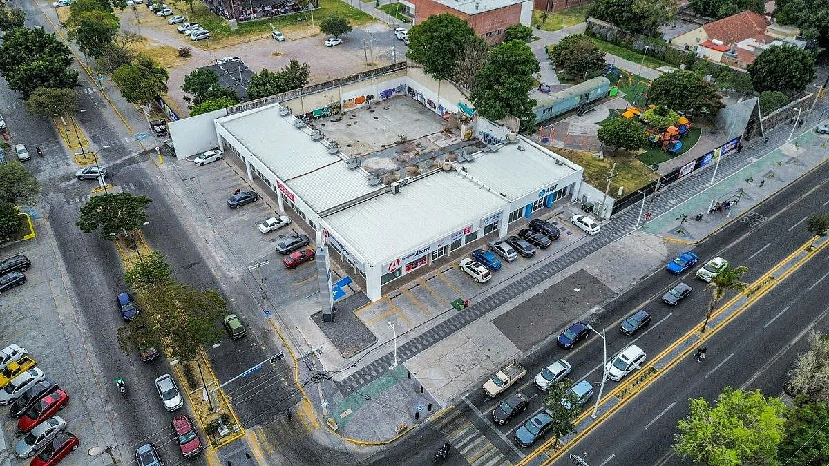 Local Comercial Spot2