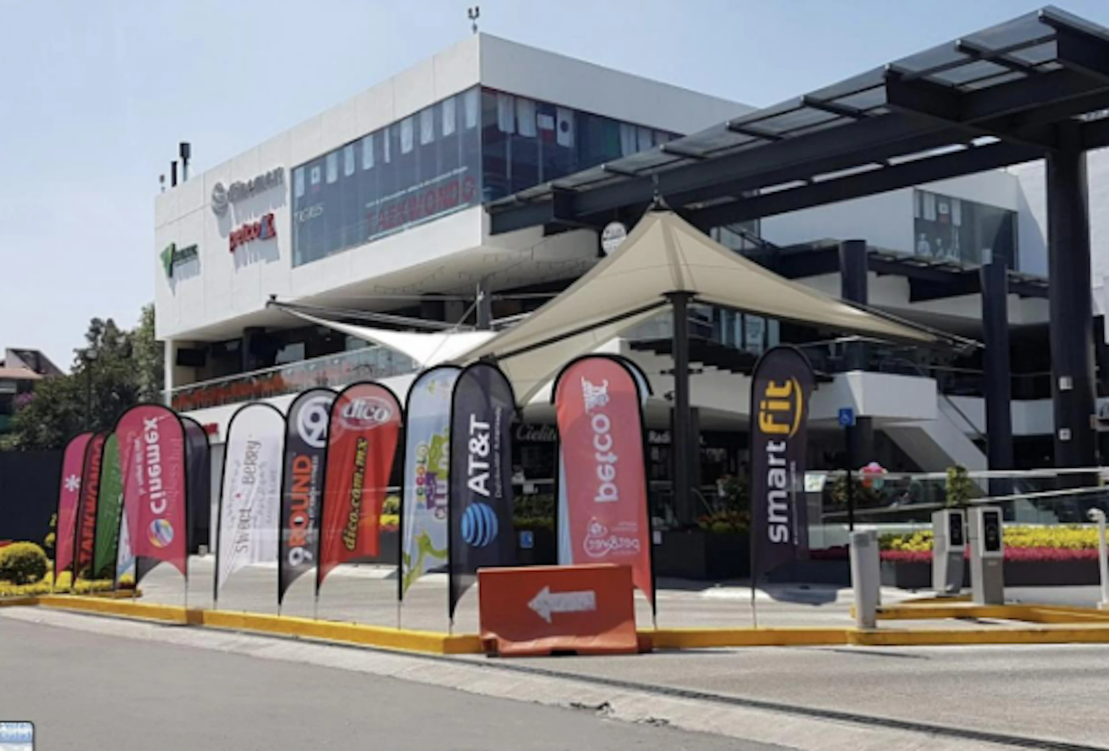 Local Comercial Spot2