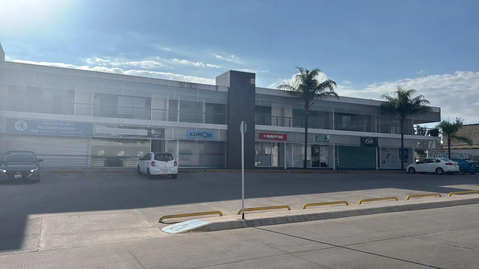 Local Comercial Spot2