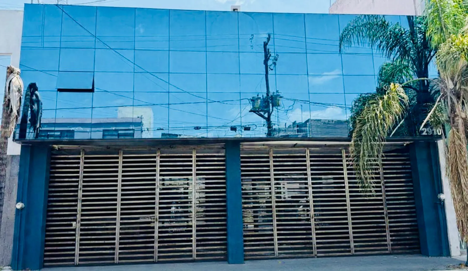 Local Comercial Spot2