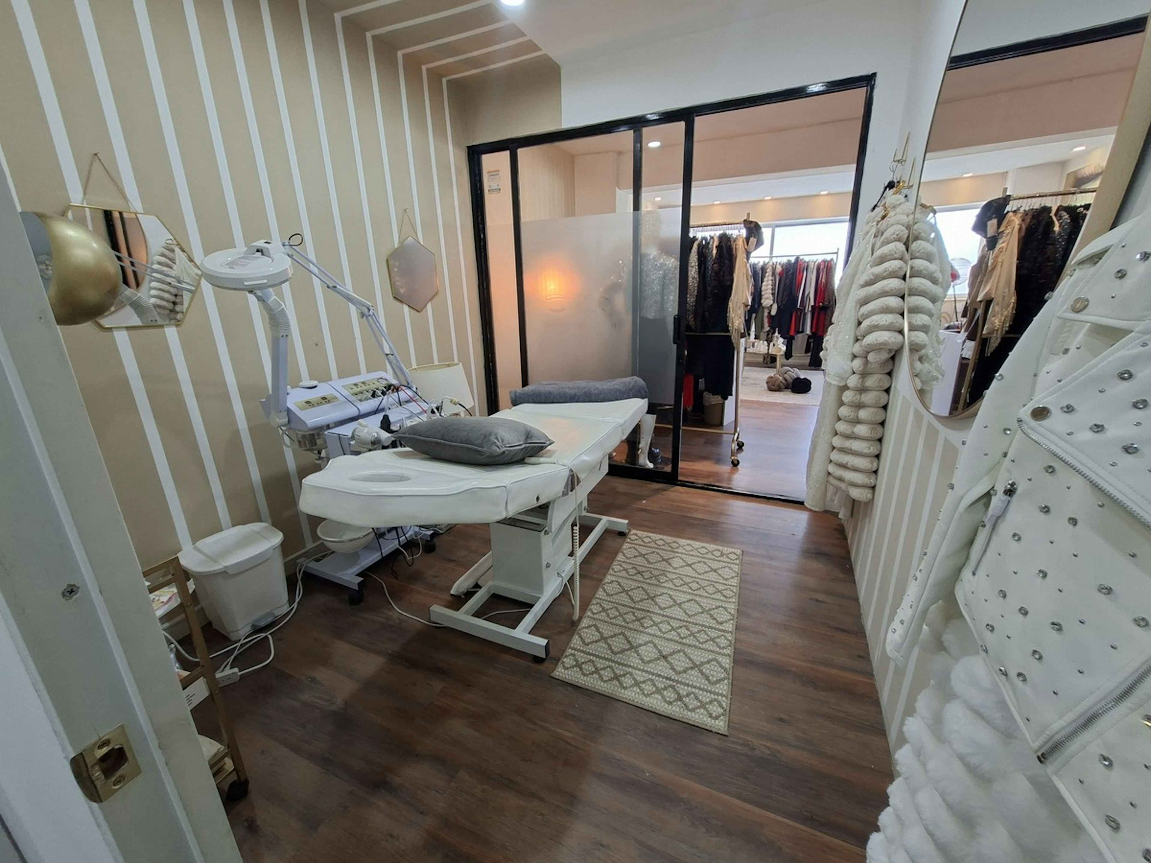 Avenida Jesús Del Monte