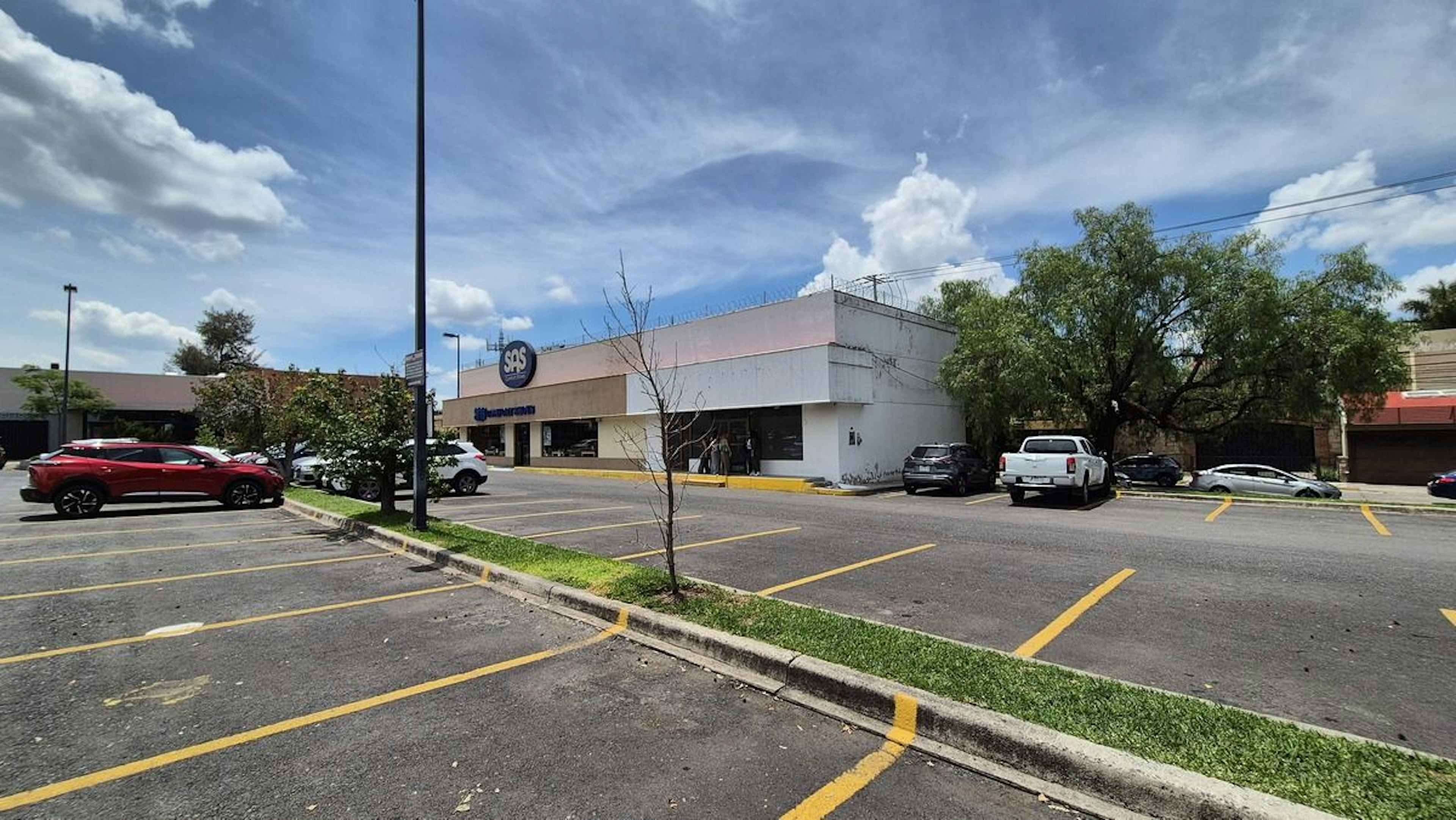 Avenida Ignacio L Vallarta 5380