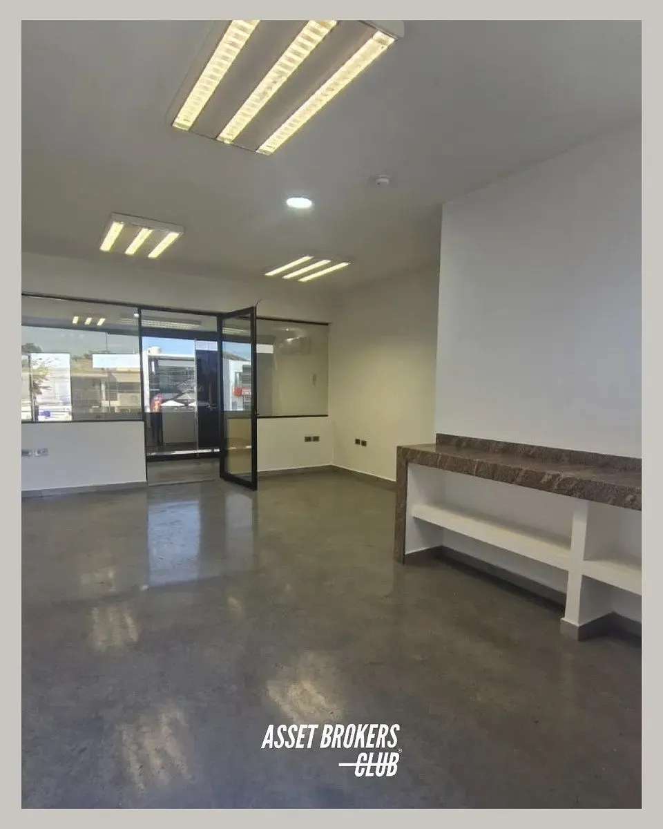 Local Comercial Spot2