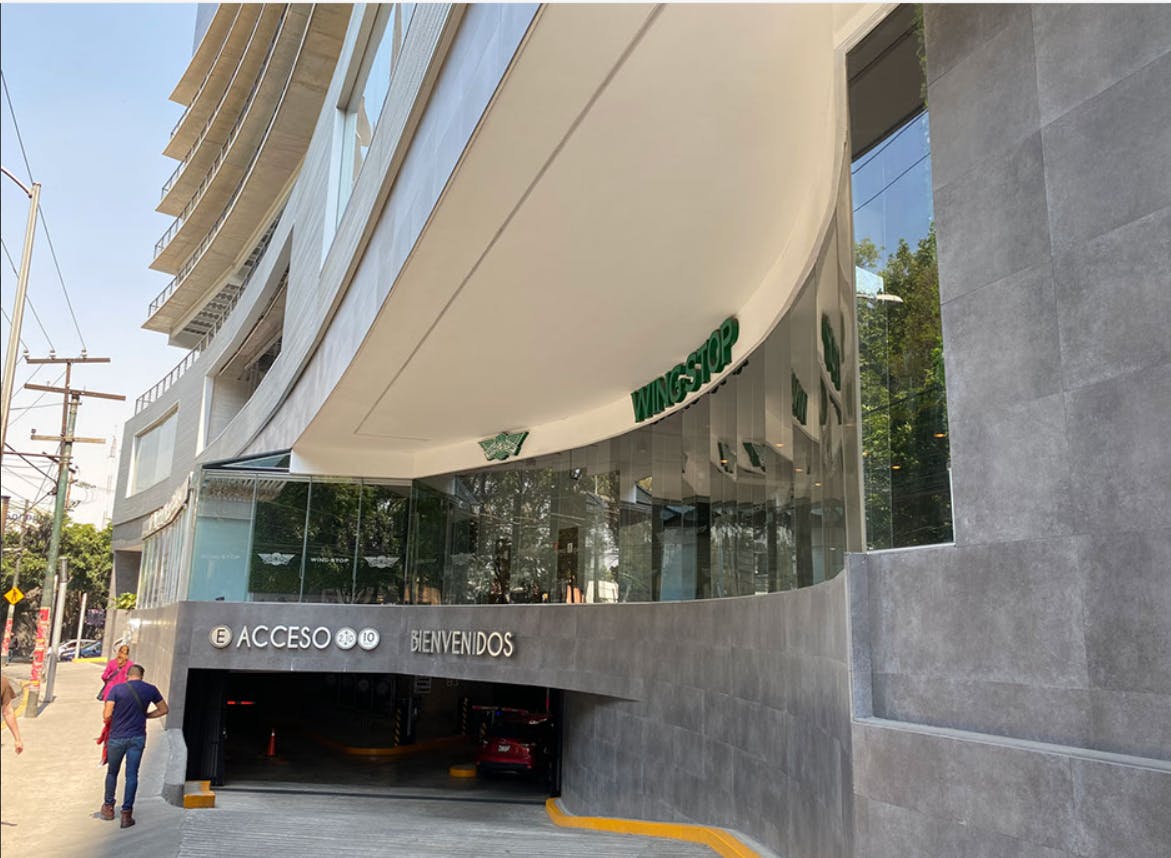 Local Comercial Spot2