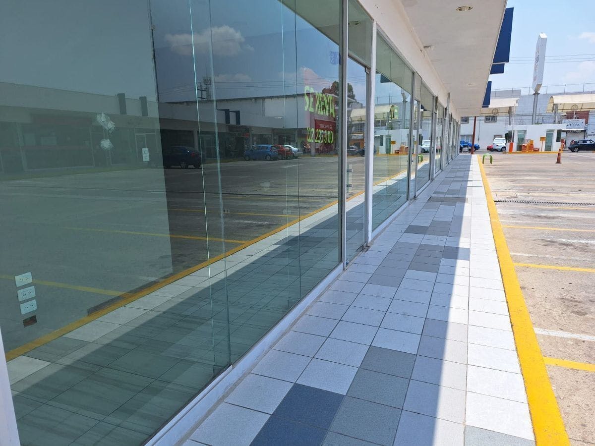 Local Comercial Spot2