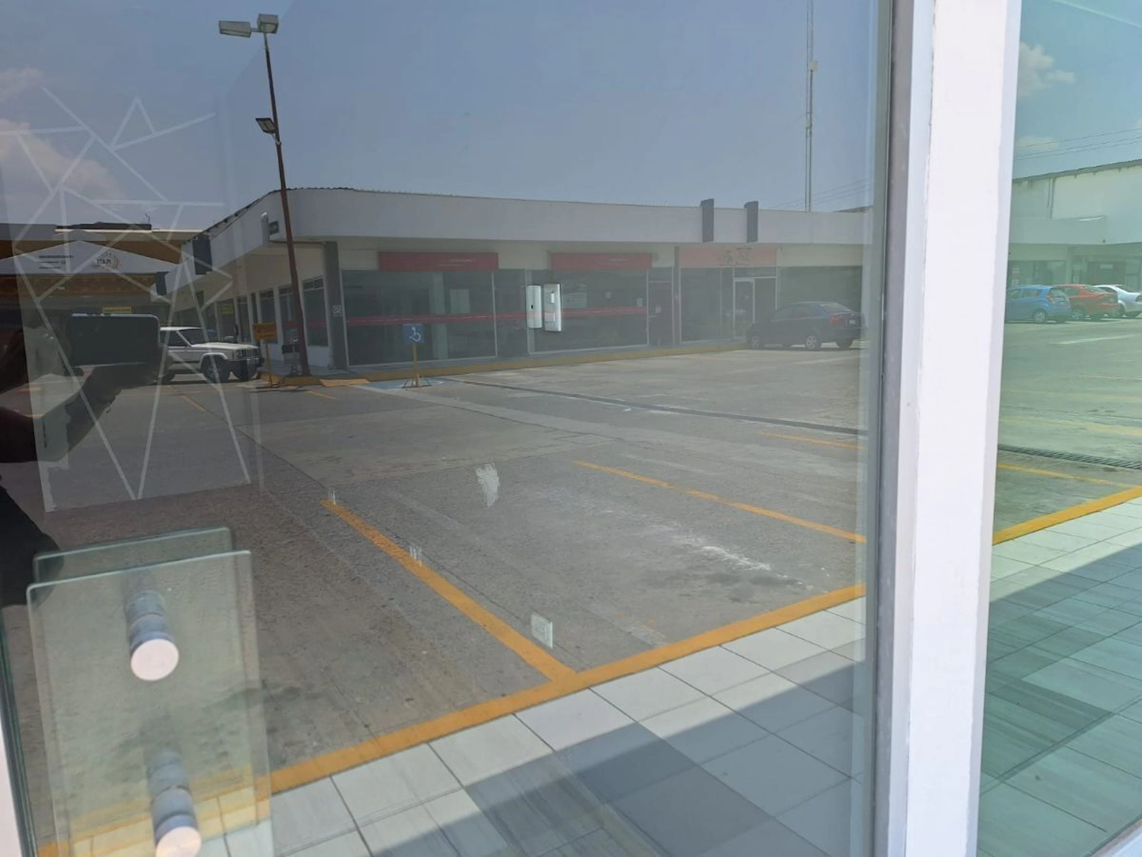 Local Comercial Spot2