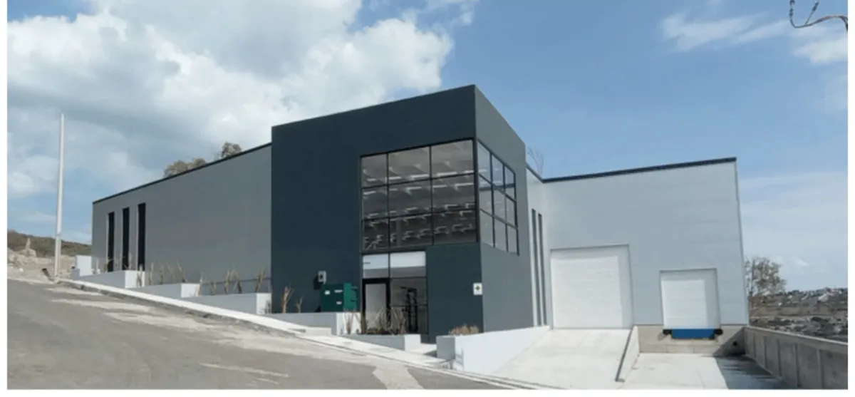Industrial Spot2