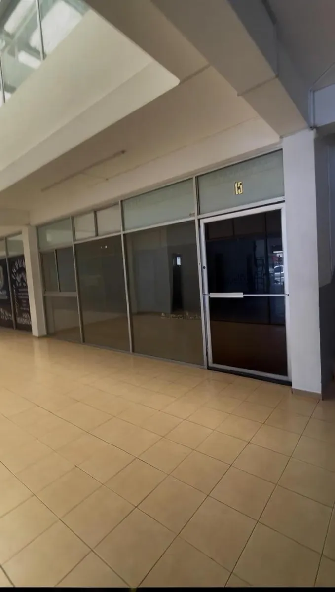 Local Comercial Spot2