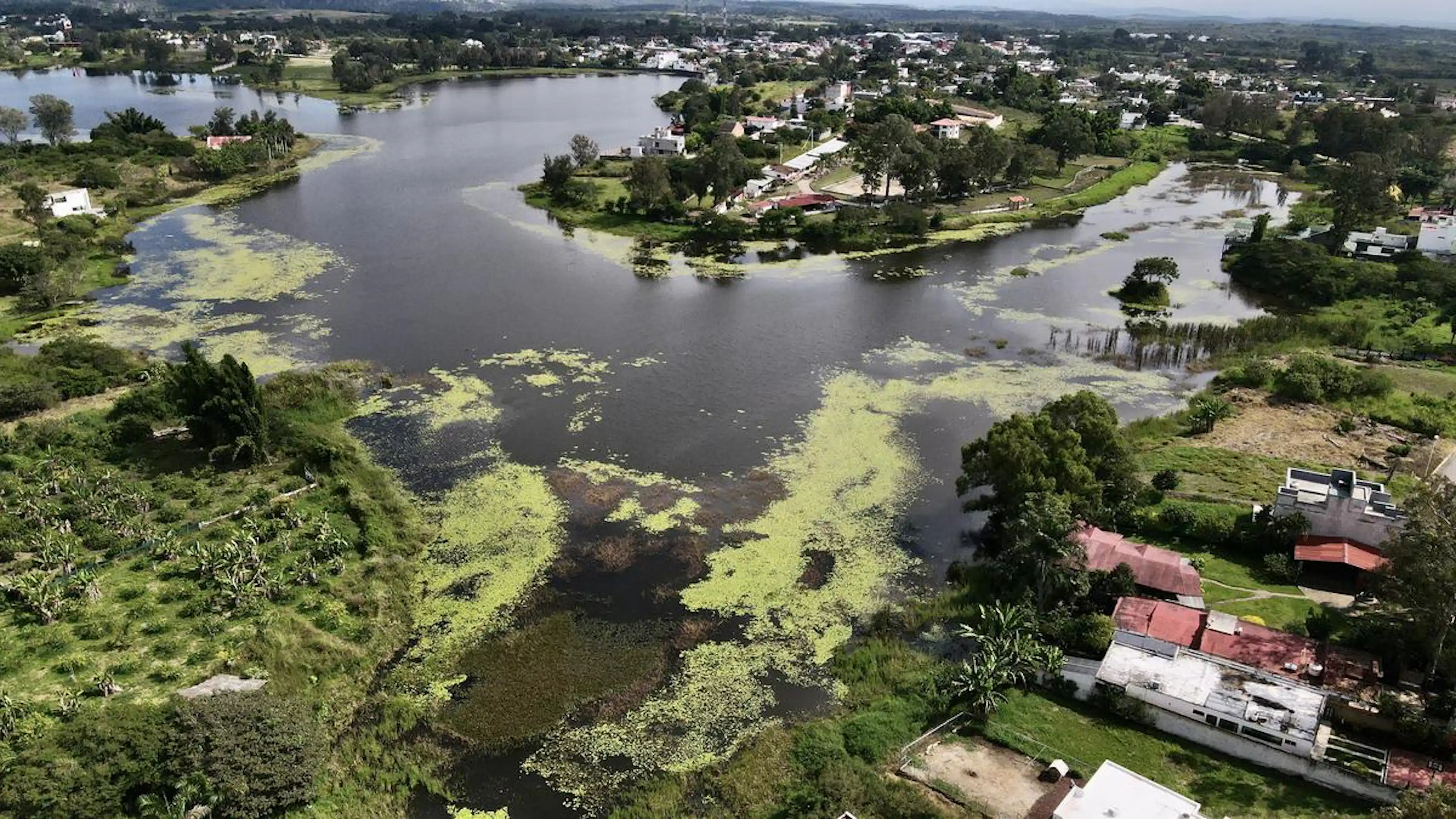 Terreno En Venta En Fraccionamiento Miradores Del Mar Emiliano Zapata Ver
