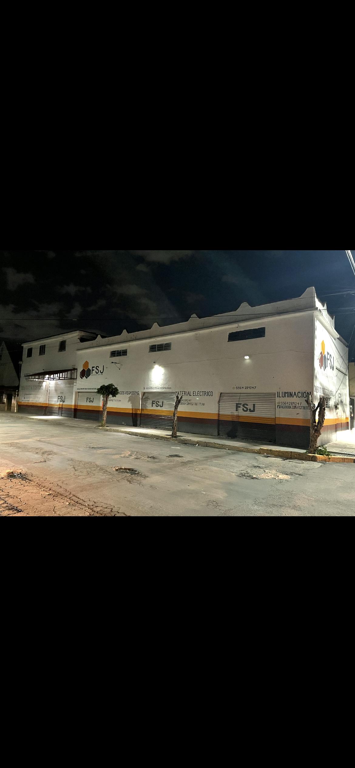 Local Comercial Spot2