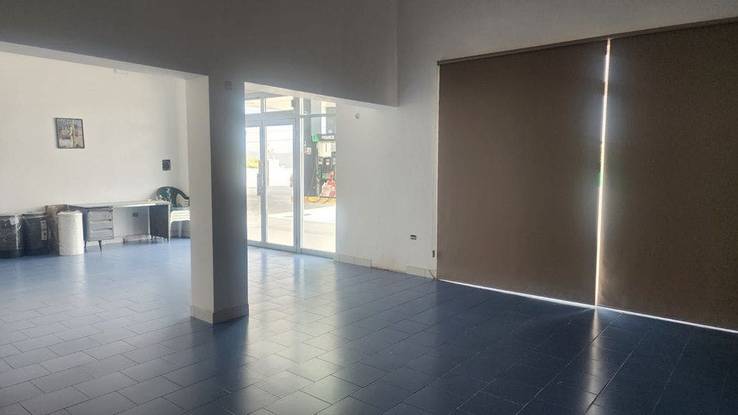 Local Comercial Spot2