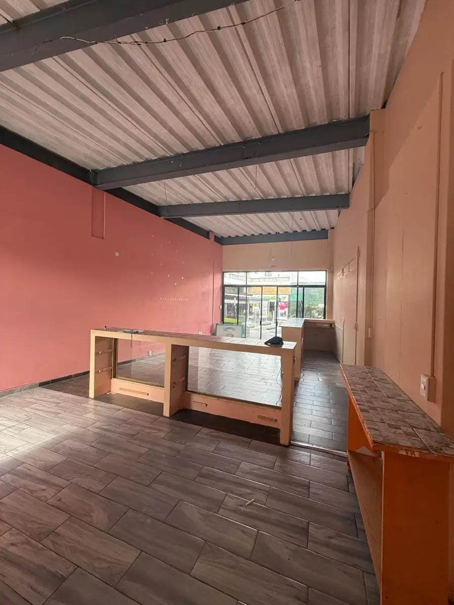 Local Comercial Spot2