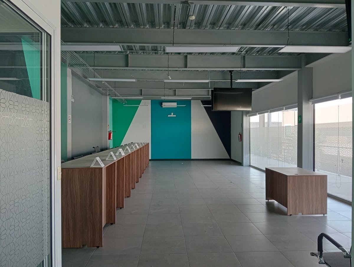 Local Comercial Spot2