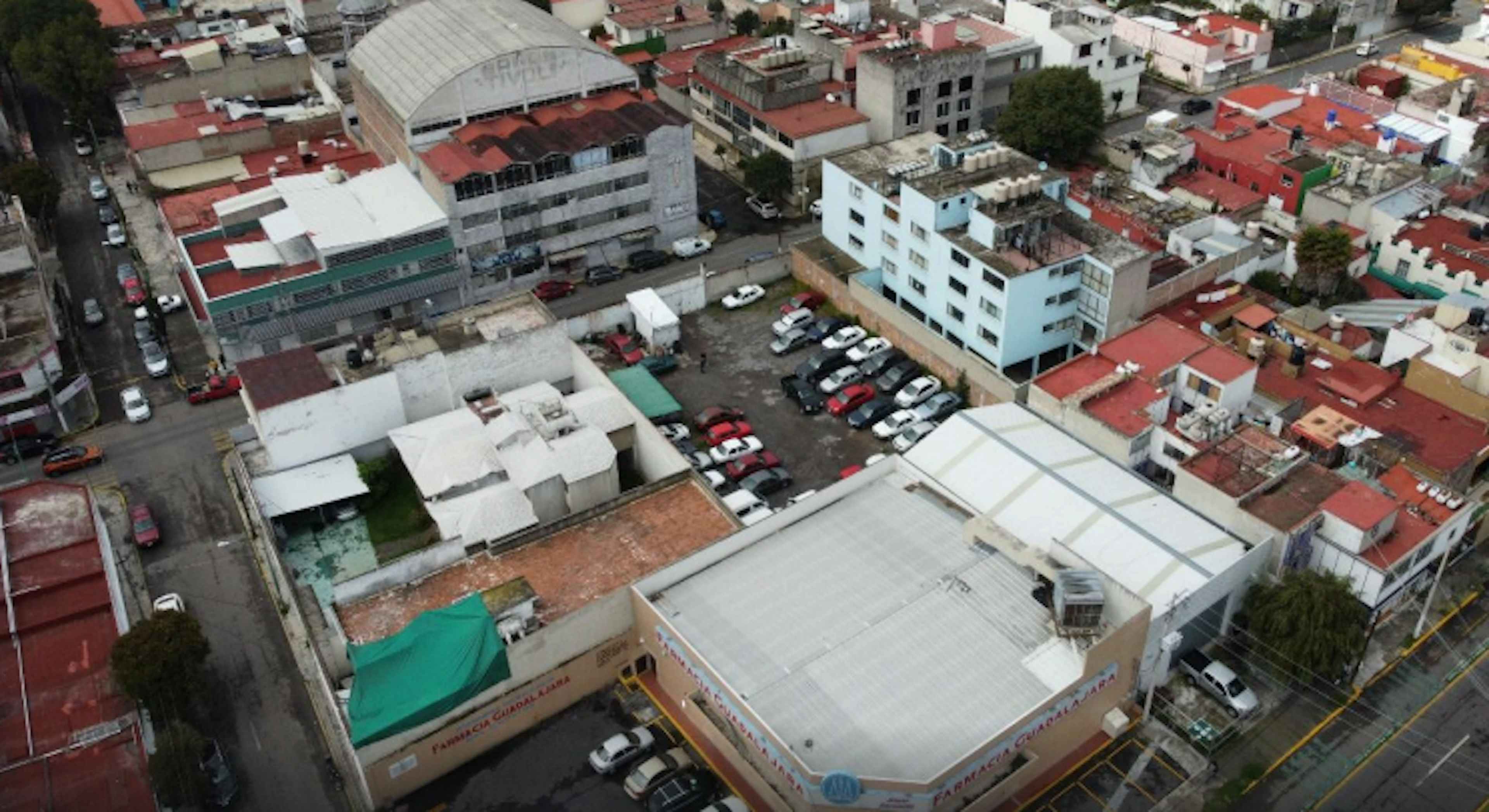 Calle Plutarco González