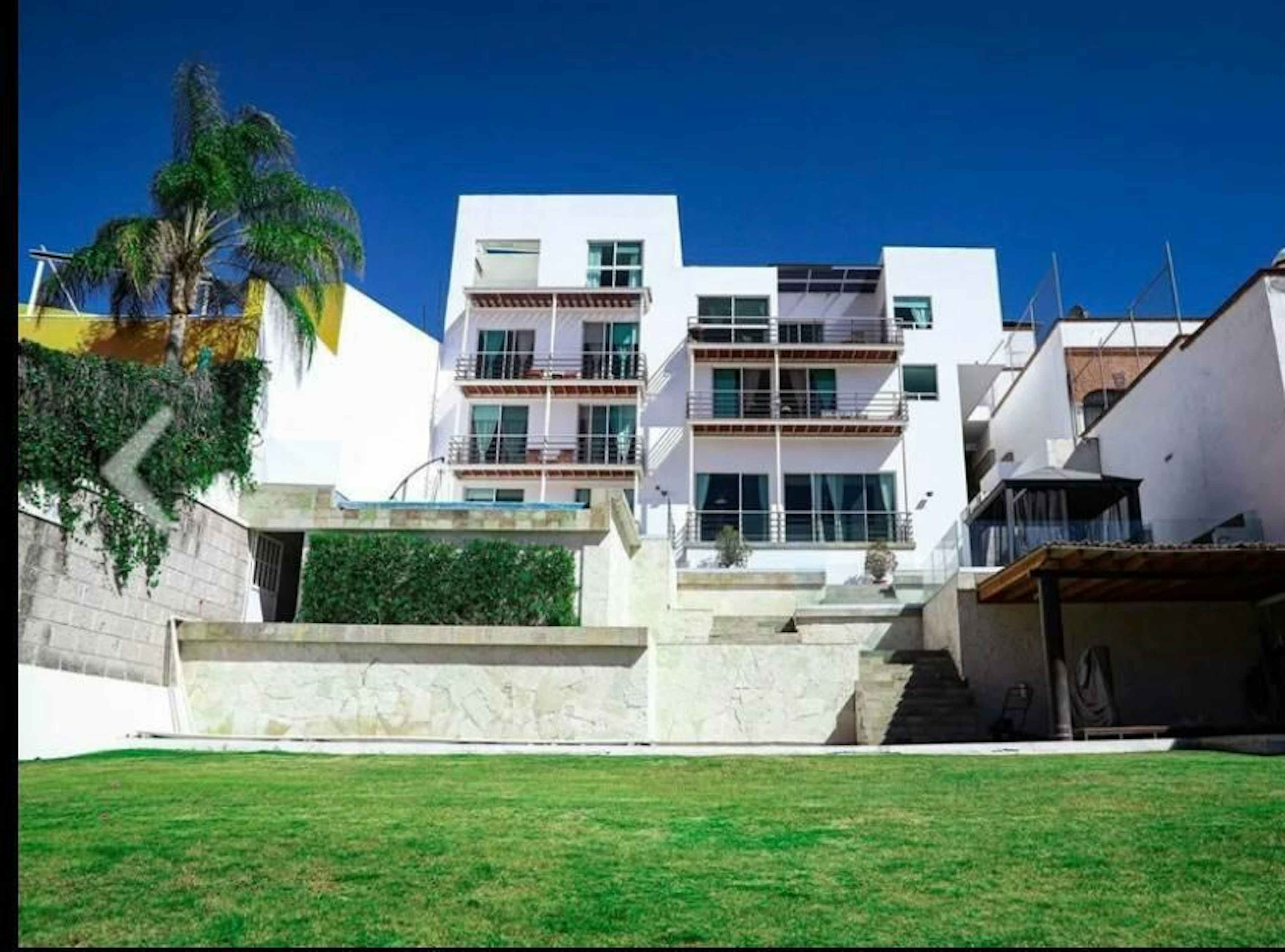 Boulevard Villas Del Meson