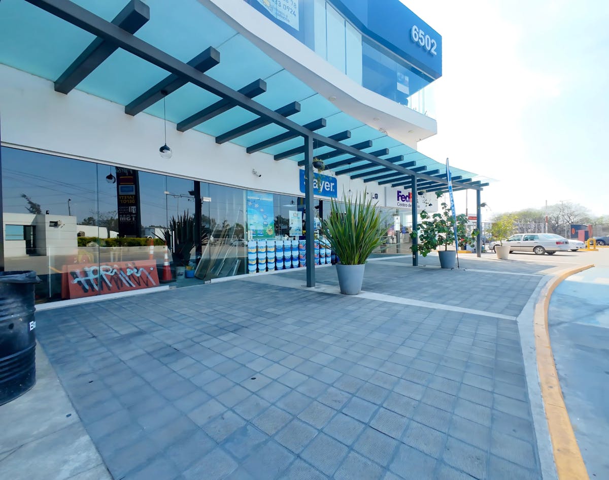 Local Comercial Spot2