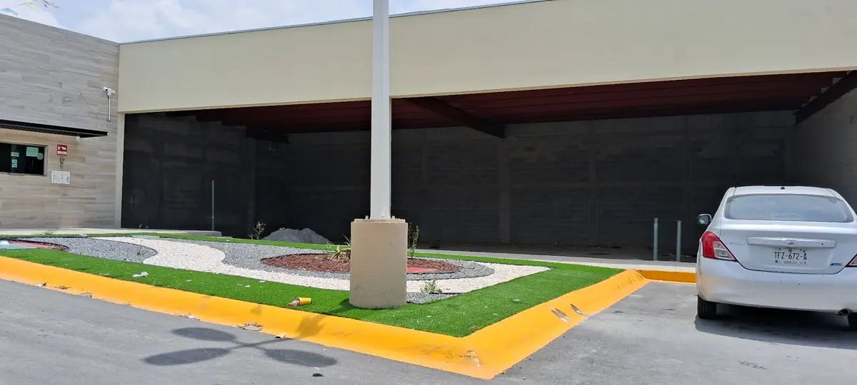 Local Comercial Spot2