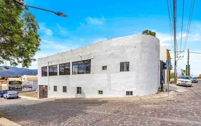 Local Comercial Spot2