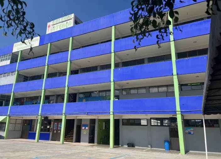 Local Comercial Spot2