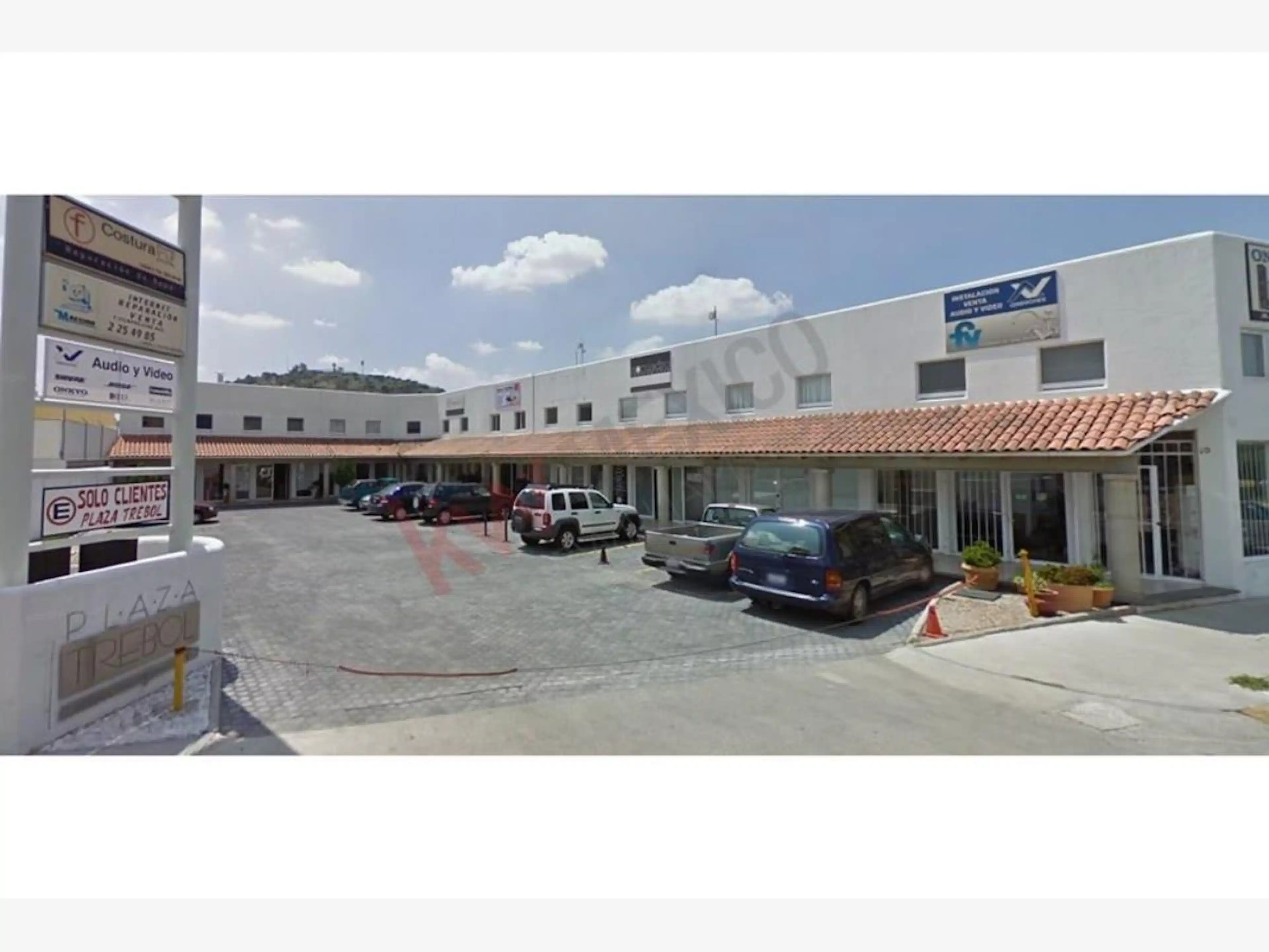 Calzada José Clemente Orozco Condominio El Trebol Int 5
