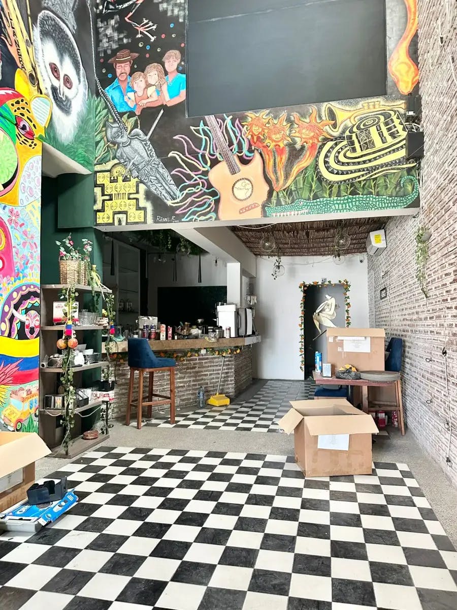 Local Comercial Spot2