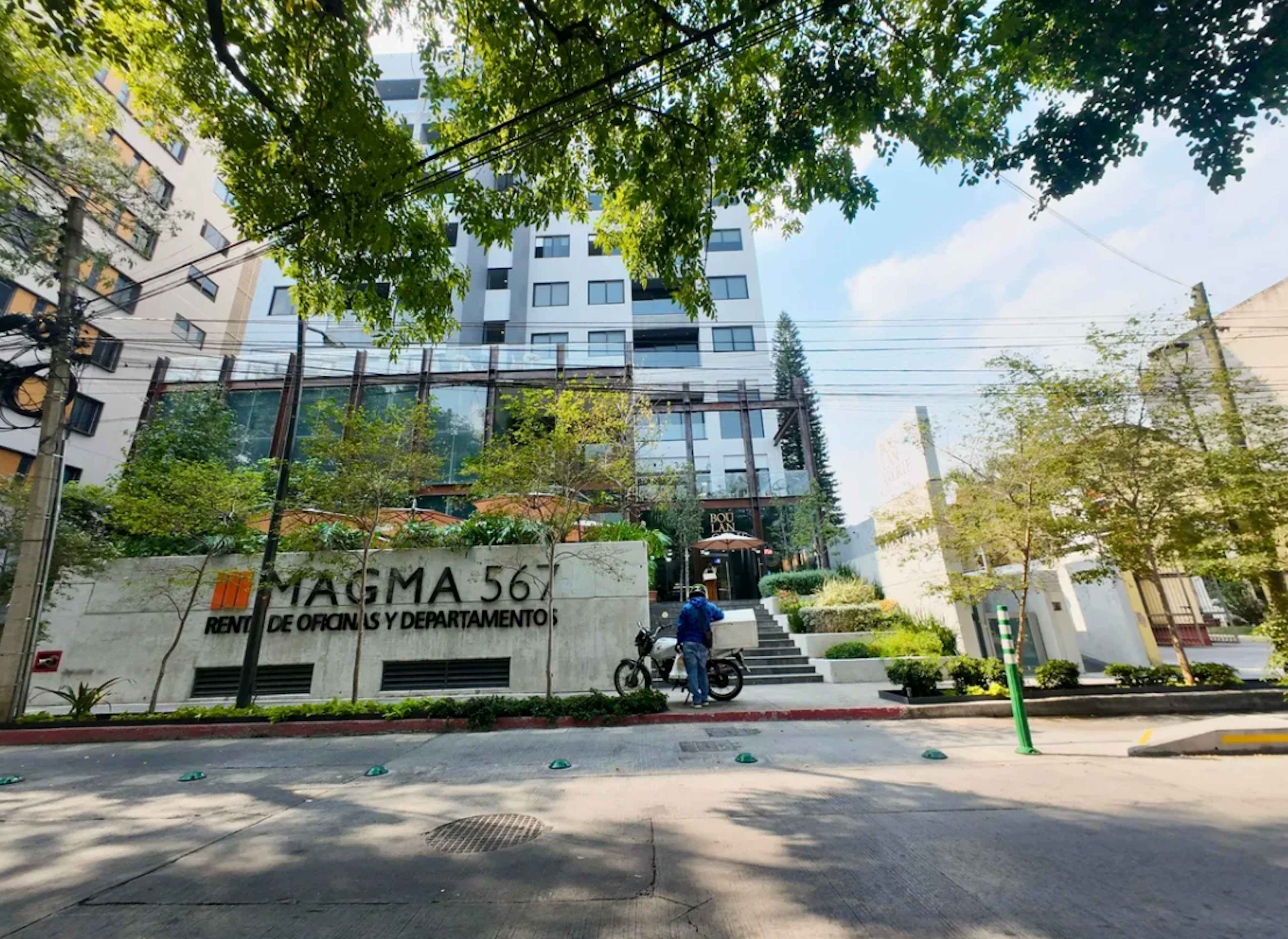 Avenida Juan Palomar Y Arias