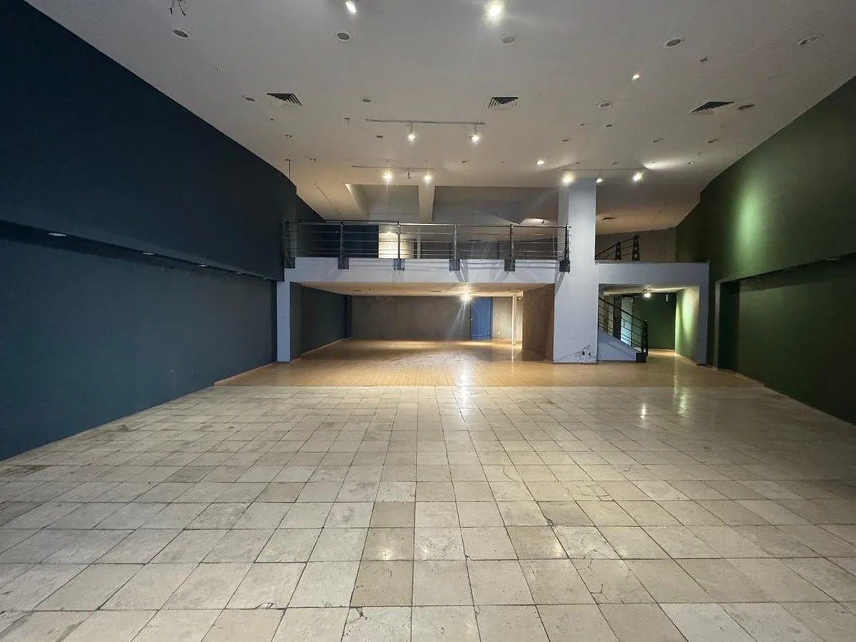 Local Comercial Spot2