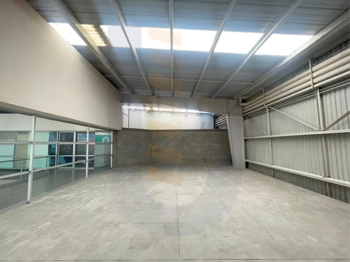 Local Comercial Spot2