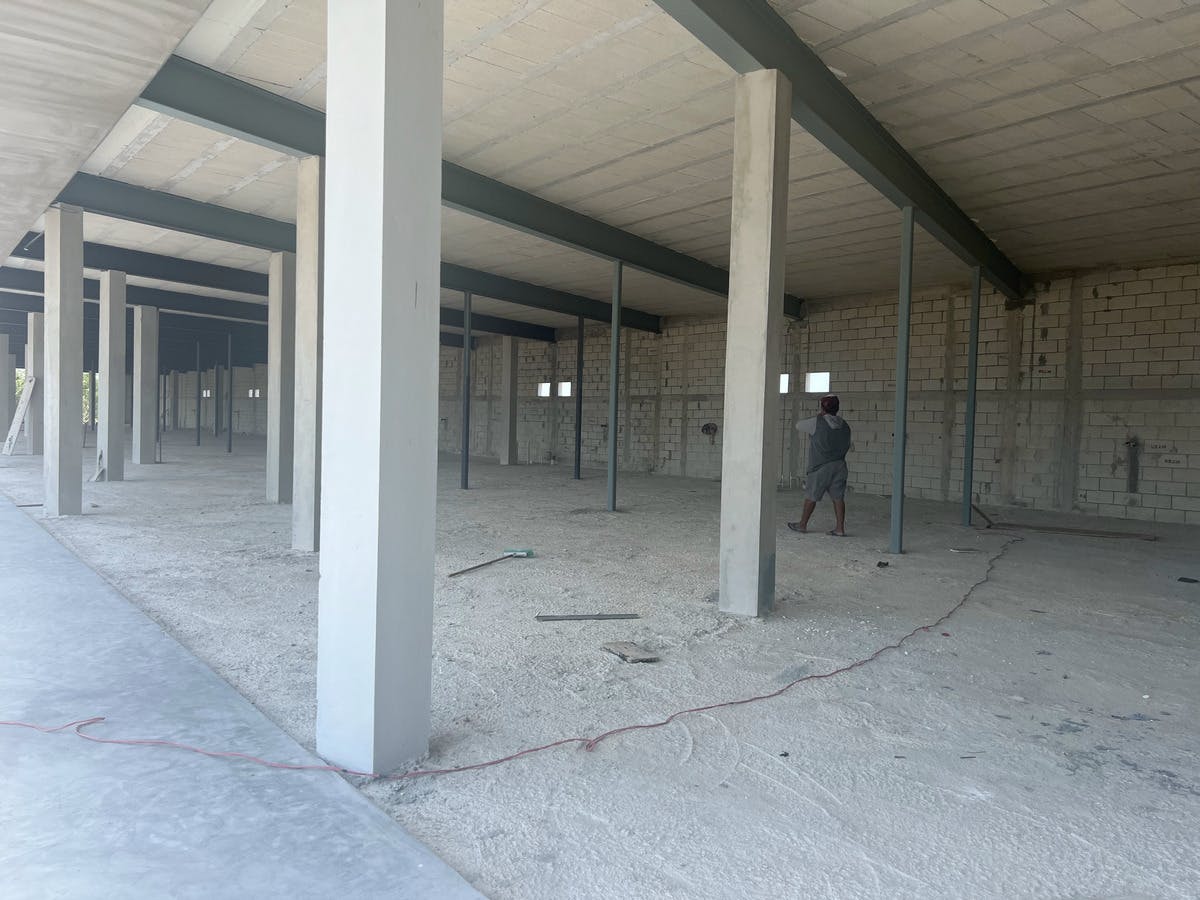 Local Comercial Spot2