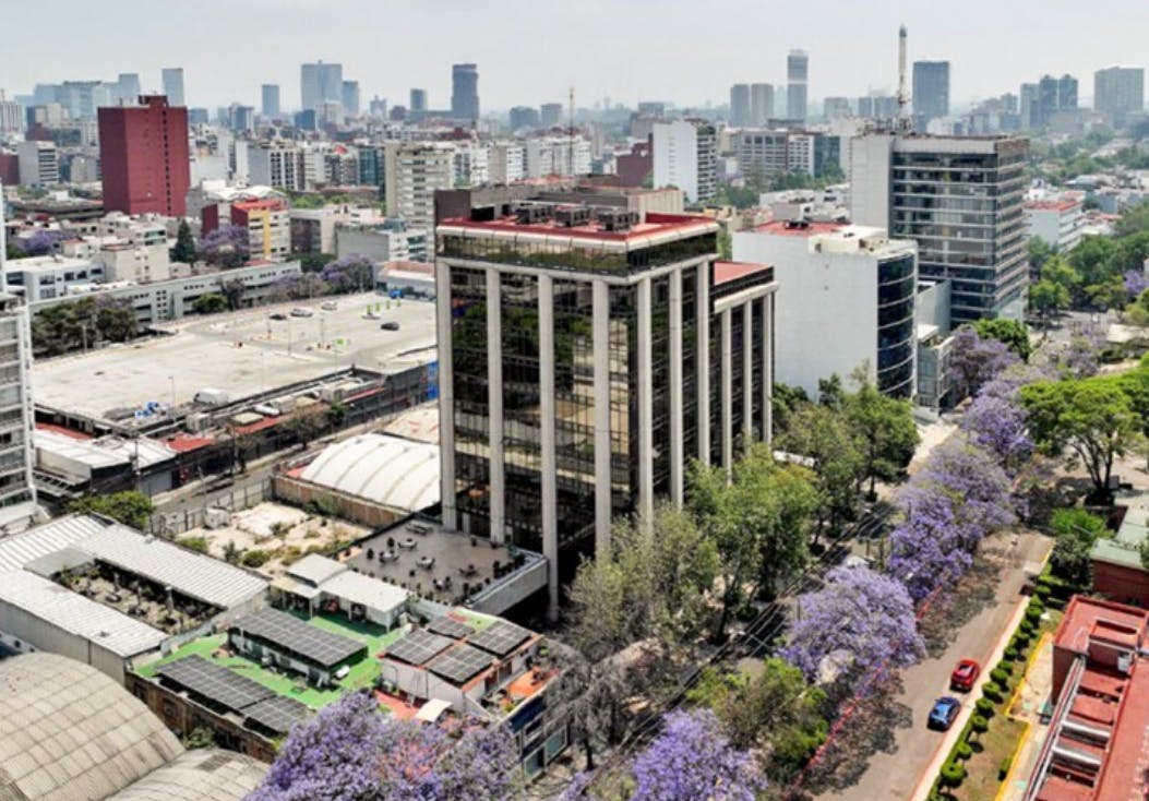 Local Comercial Spot2