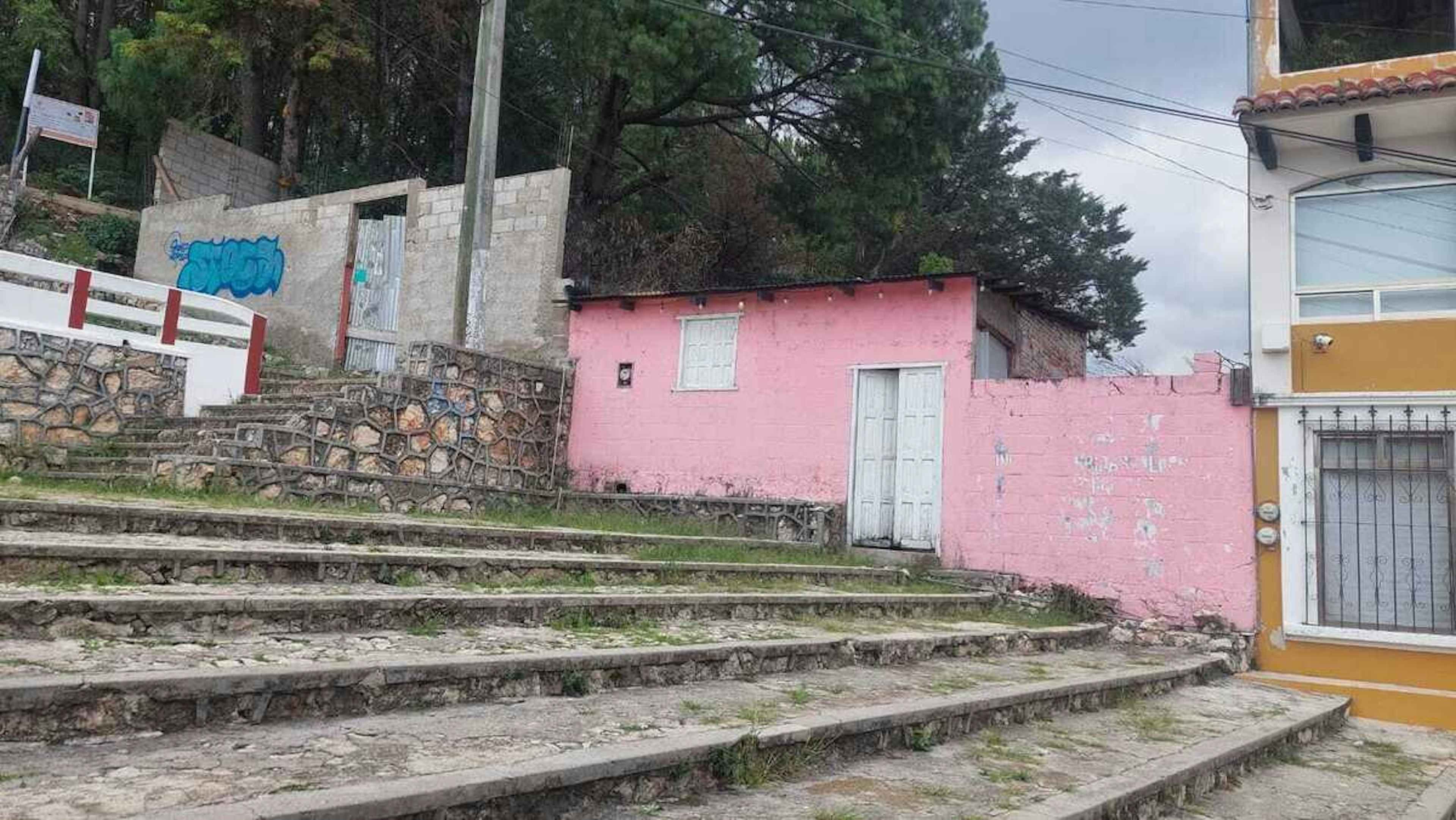 Hermanos Domínguez 24