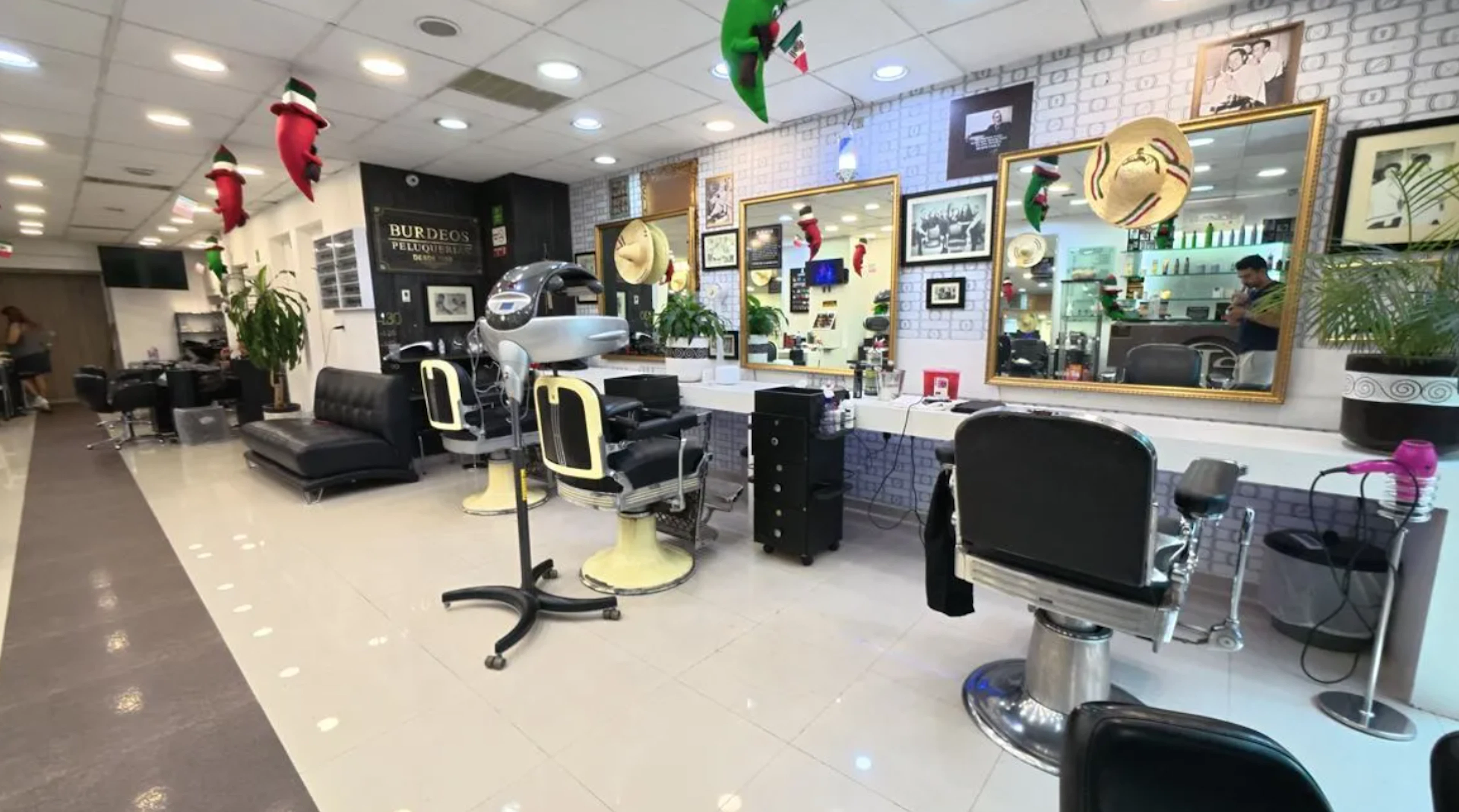 Local Comercial Spot2