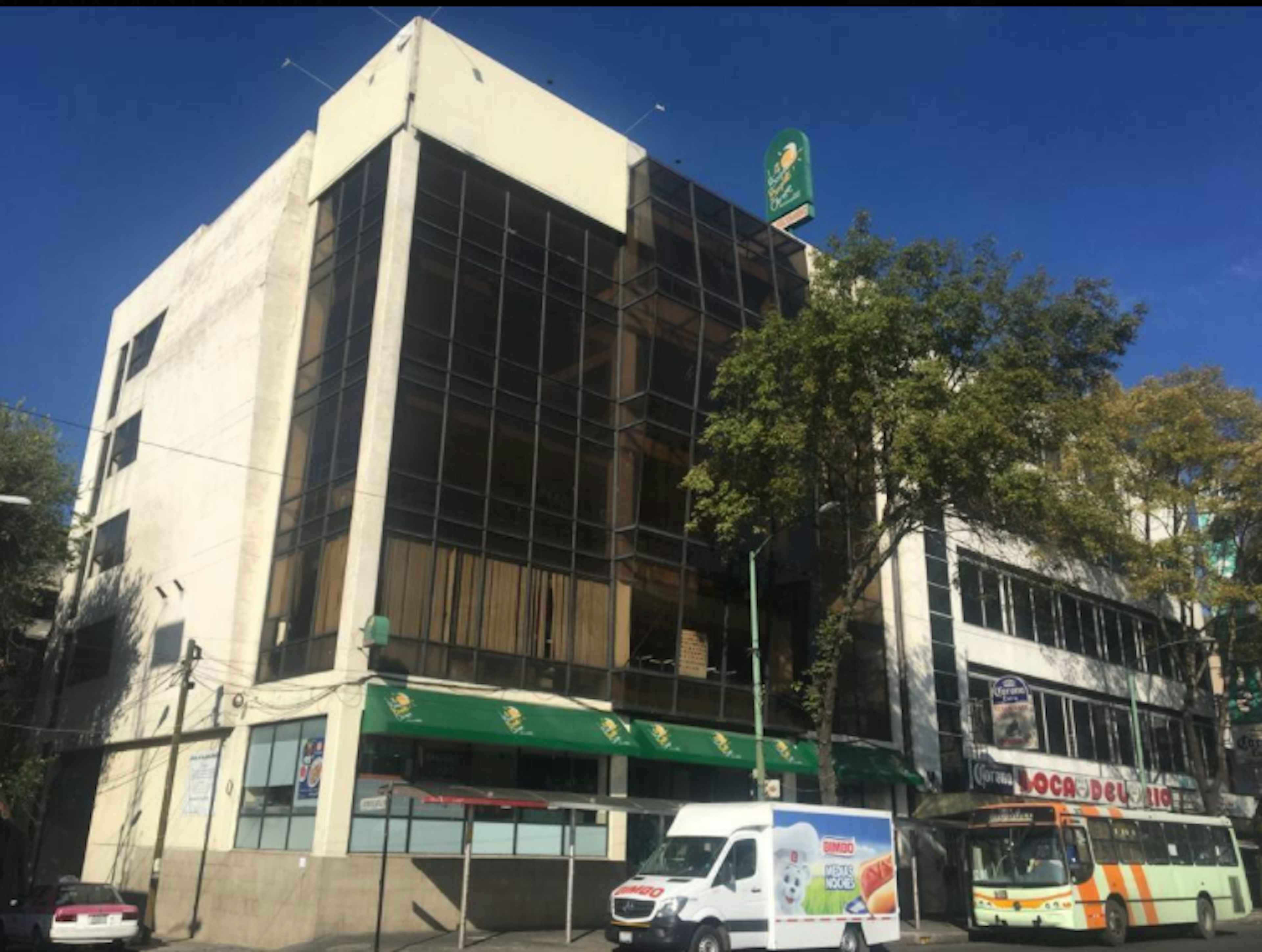 Av. Ribera De San Cosme 7581