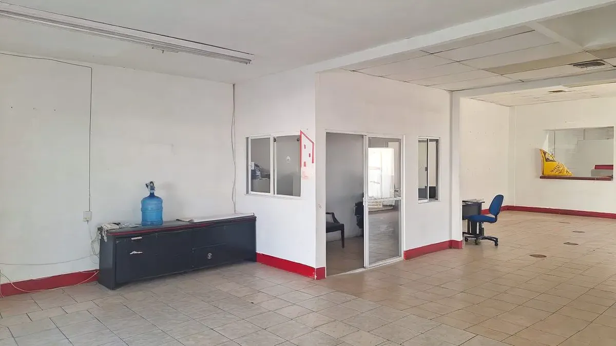 Local Comercial Spot2