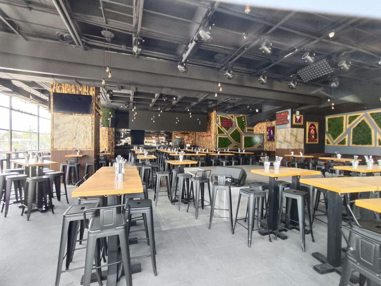 Local Comercial Spot2