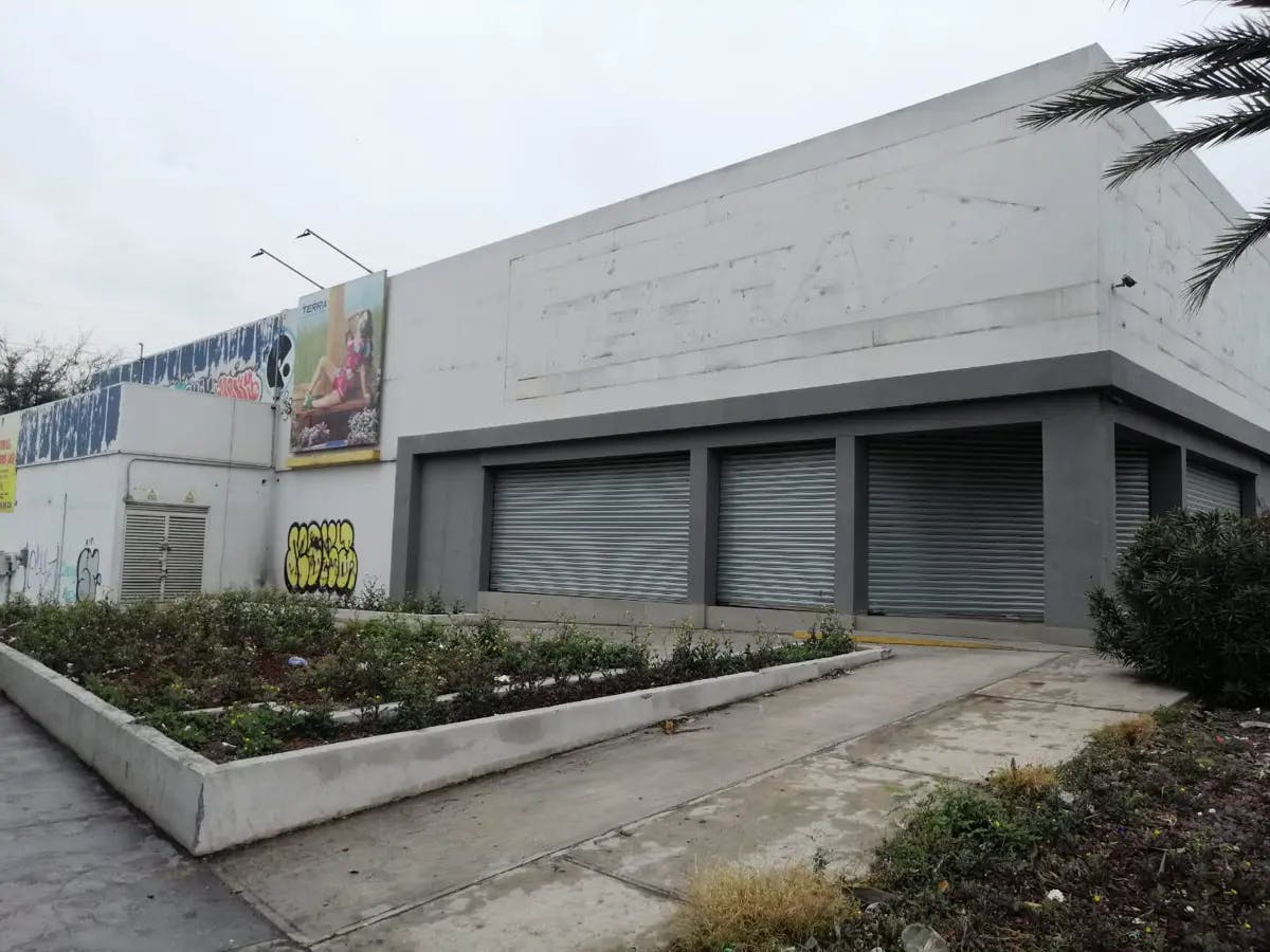 Local Comercial Spot2